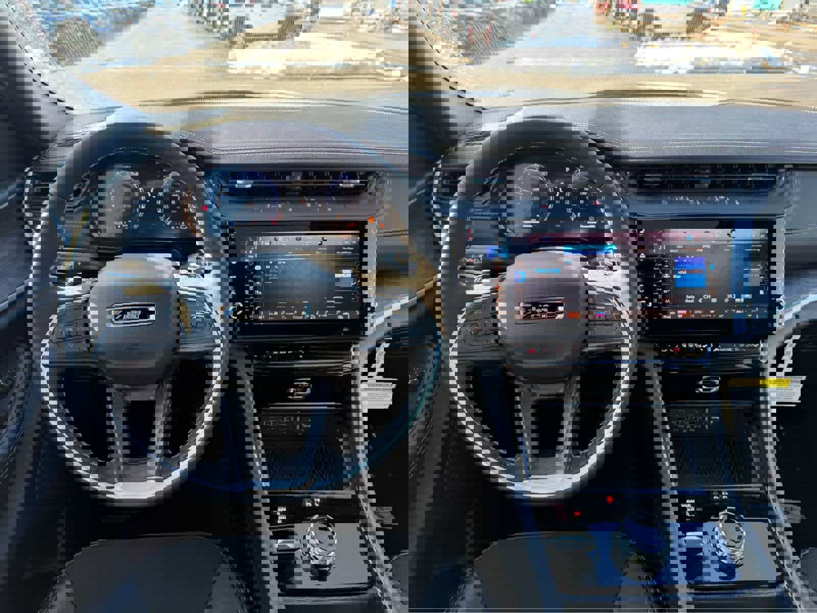 New 2026 Jeep Grand Cherokee Altitude image 13