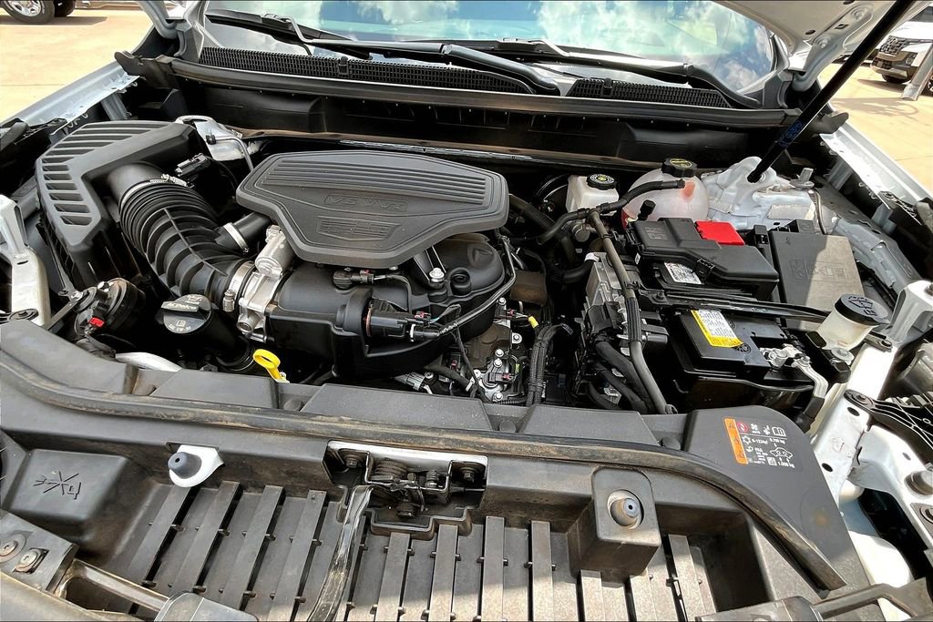 New 2025 Cadillac XT5 Premium Luxury w/ Technology Package AWD/4WD image 7