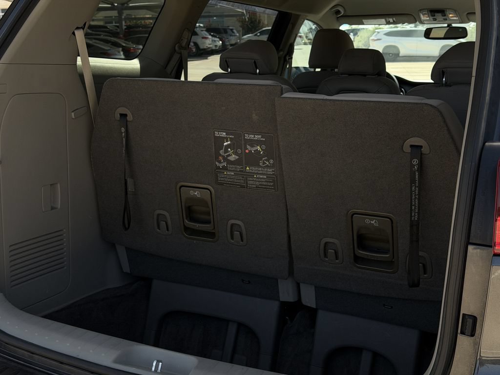 Used 2021 Kia Sedona LX FWD image 29