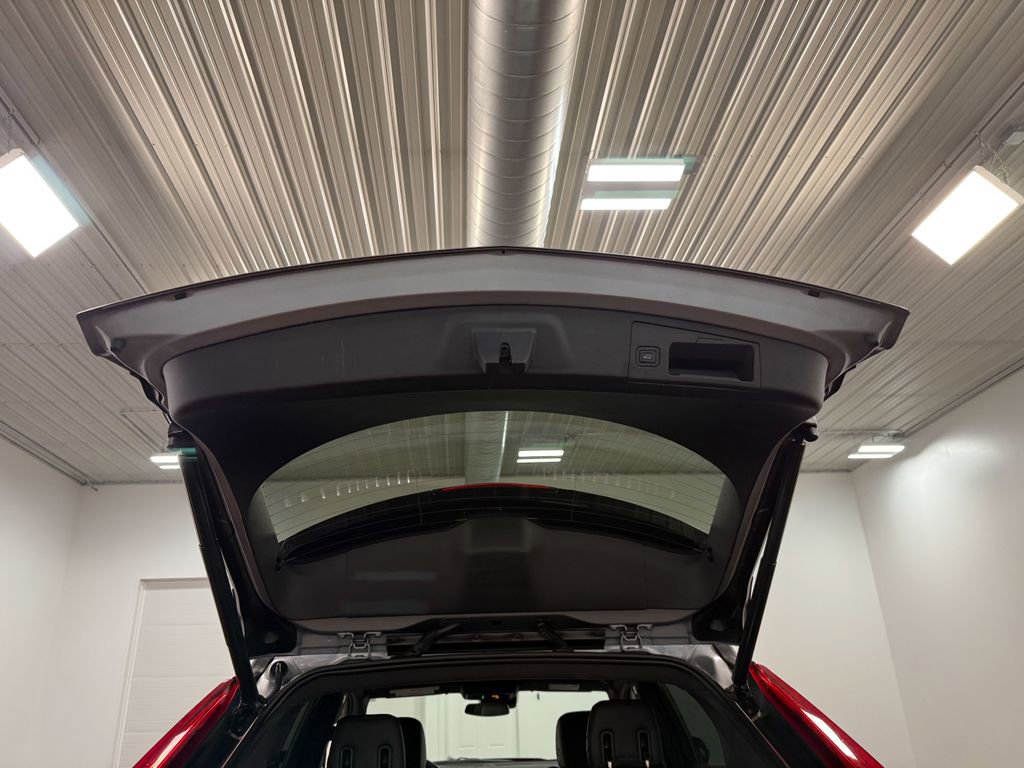 Used 2023 Cadillac XT4 Premium Luxury image 74