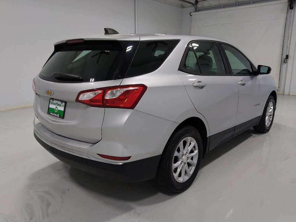 Used 2018 Chevrolet Equinox LS image 9