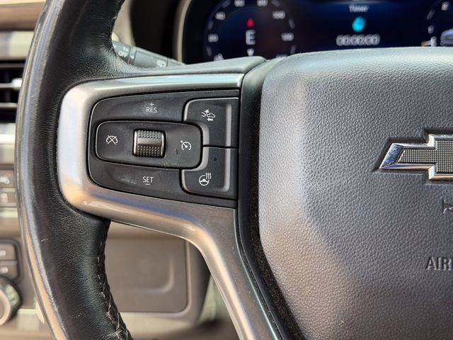 Used 2022 Chevrolet Suburban Z71 w/ Luxury Package AWD/4WD image 10