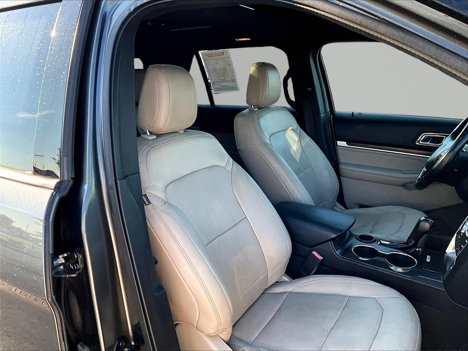 Used 2018 Ford Explorer Limited FWD image 30