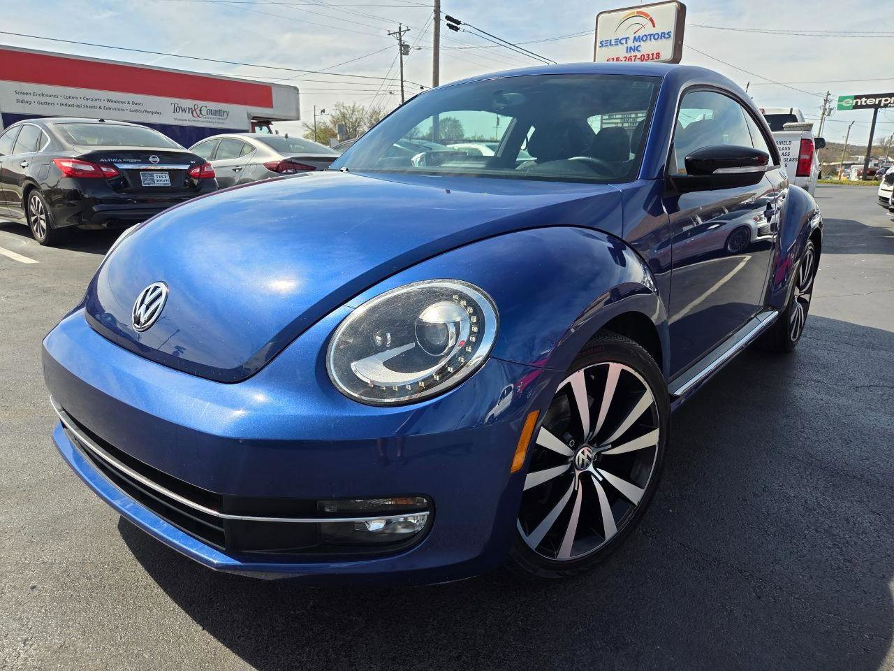Used 2012 Volkswagen Beetle 2.0T image 2