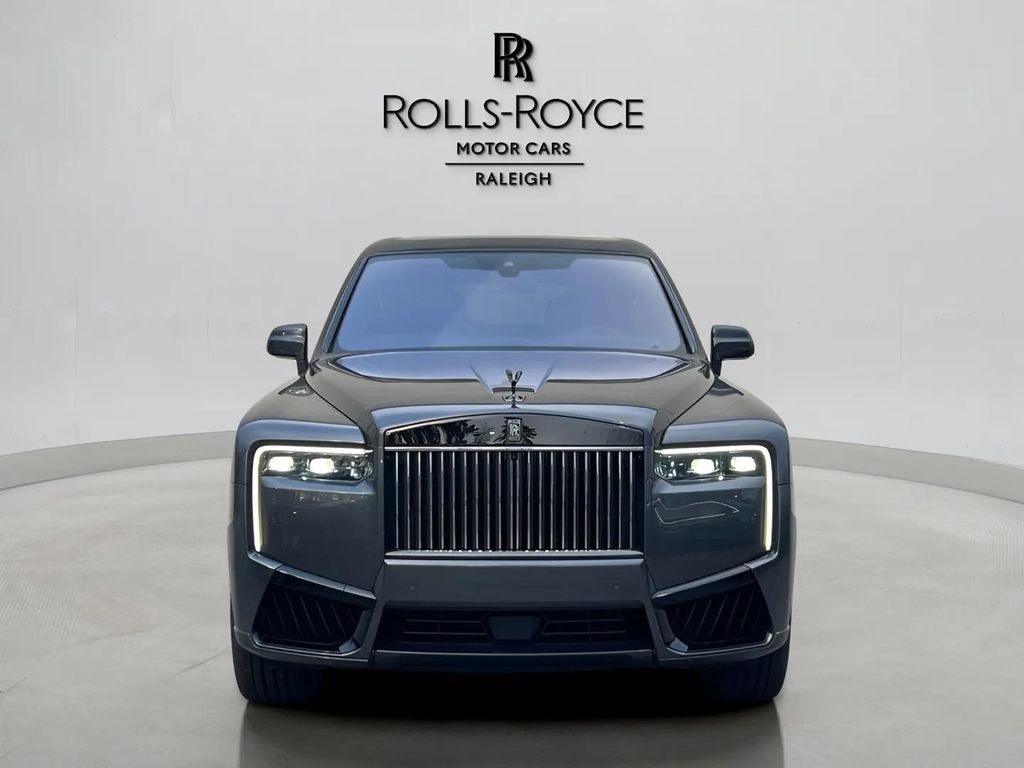 Used 2025 Rolls-Royce Cullinan Black Badge video 2