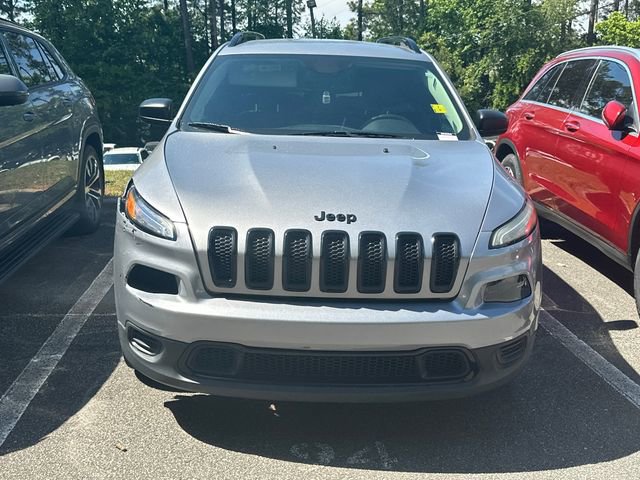 Used 2016 Jeep Cherokee Sport FWD image 1
