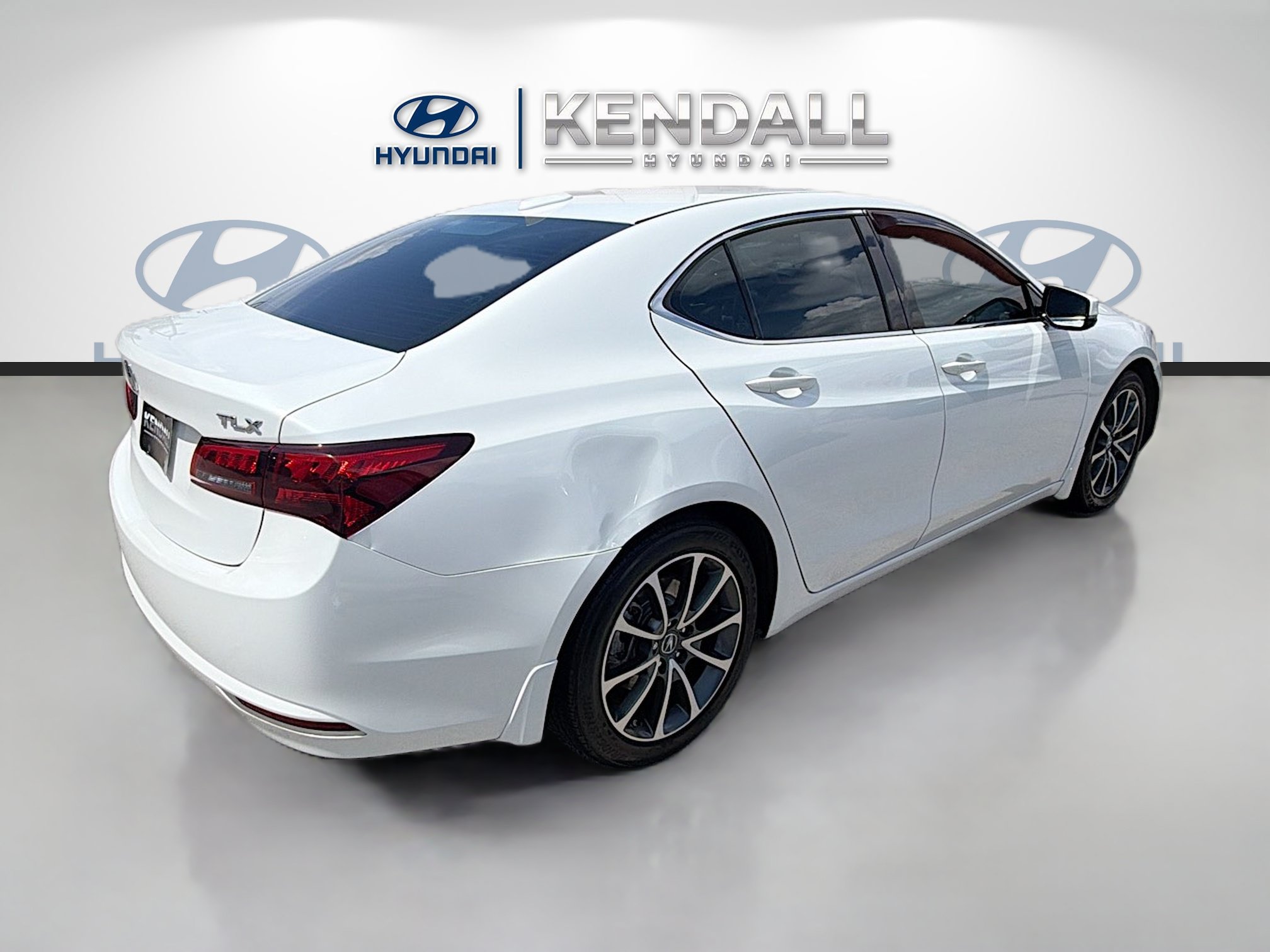 Used 2015 Acura TLX V6 w/ Technology Package FWD image 6