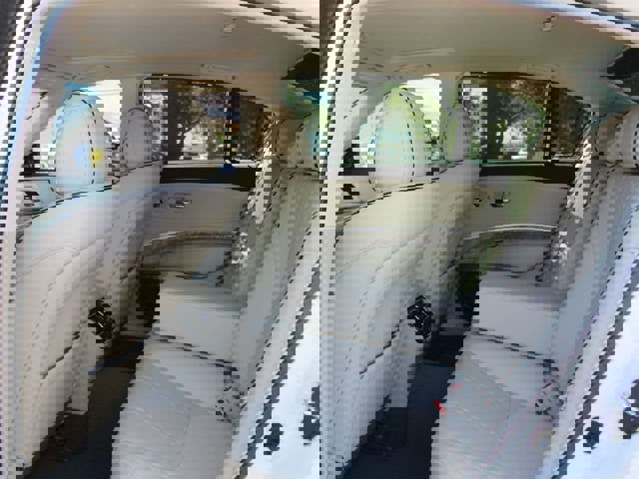 Used 2020 Acura RLX Sport Hybrid w/ Advance Pkg image 10