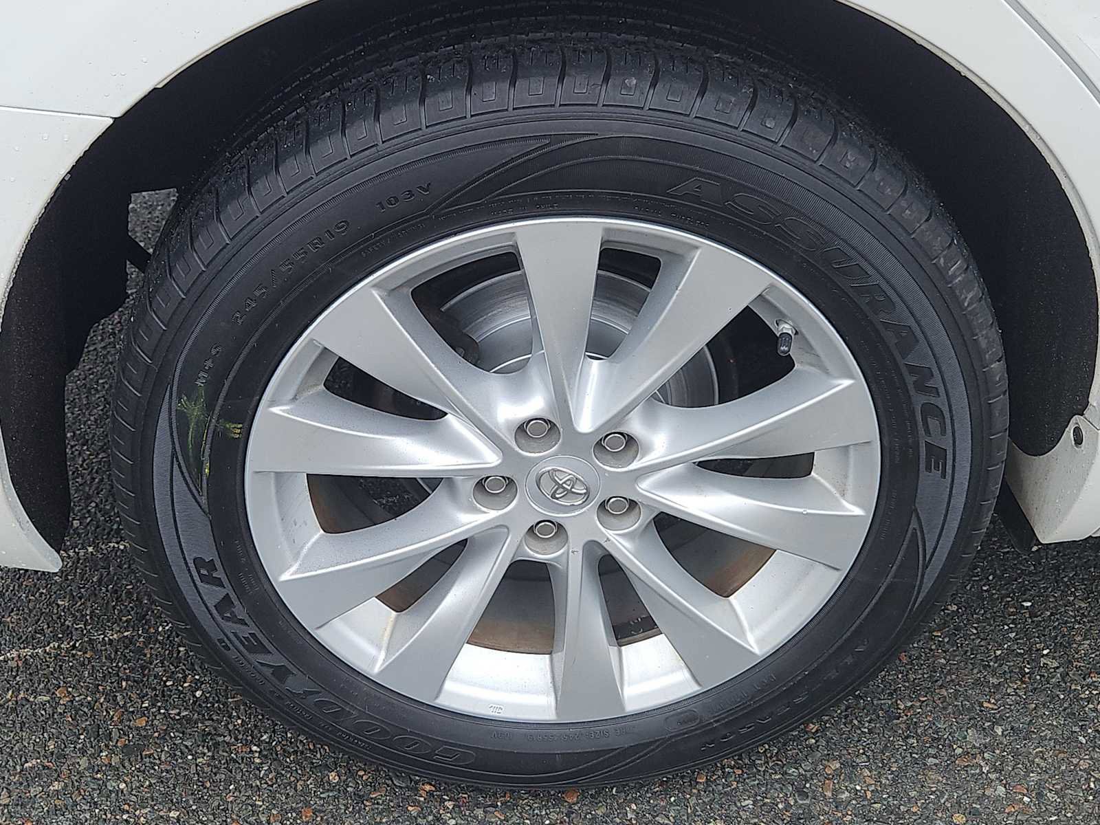 Used 2014 Toyota Venza LE w/ LE Preferred Package AWD/4WD image 9