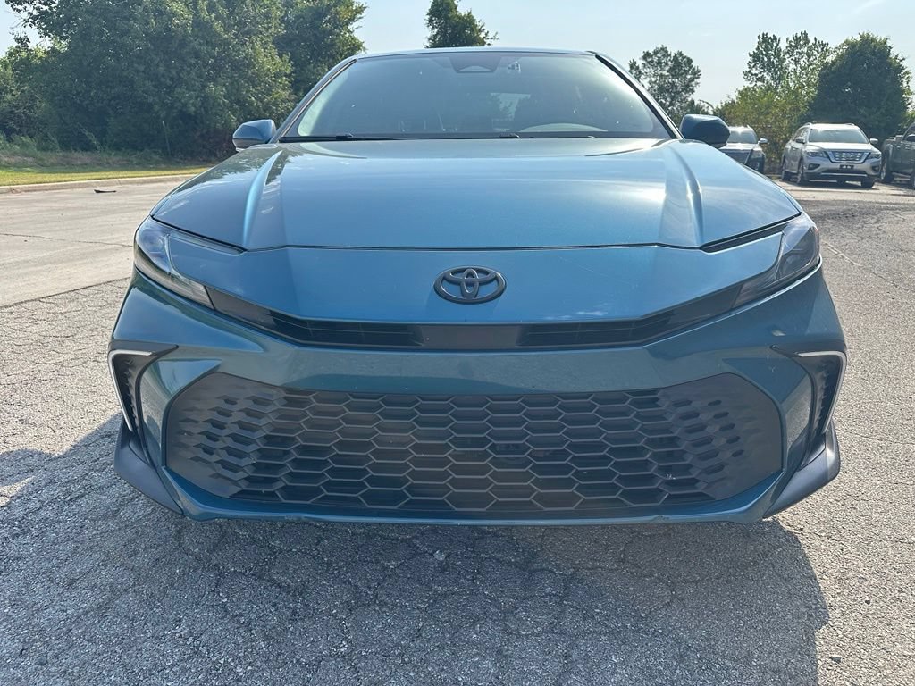 Used 2025 Toyota Camry SE w/ Multimedia Upgrade Package FWD image 2