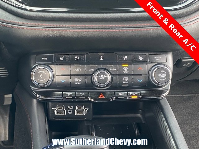 Used 2025 Dodge Durango R/T image 31