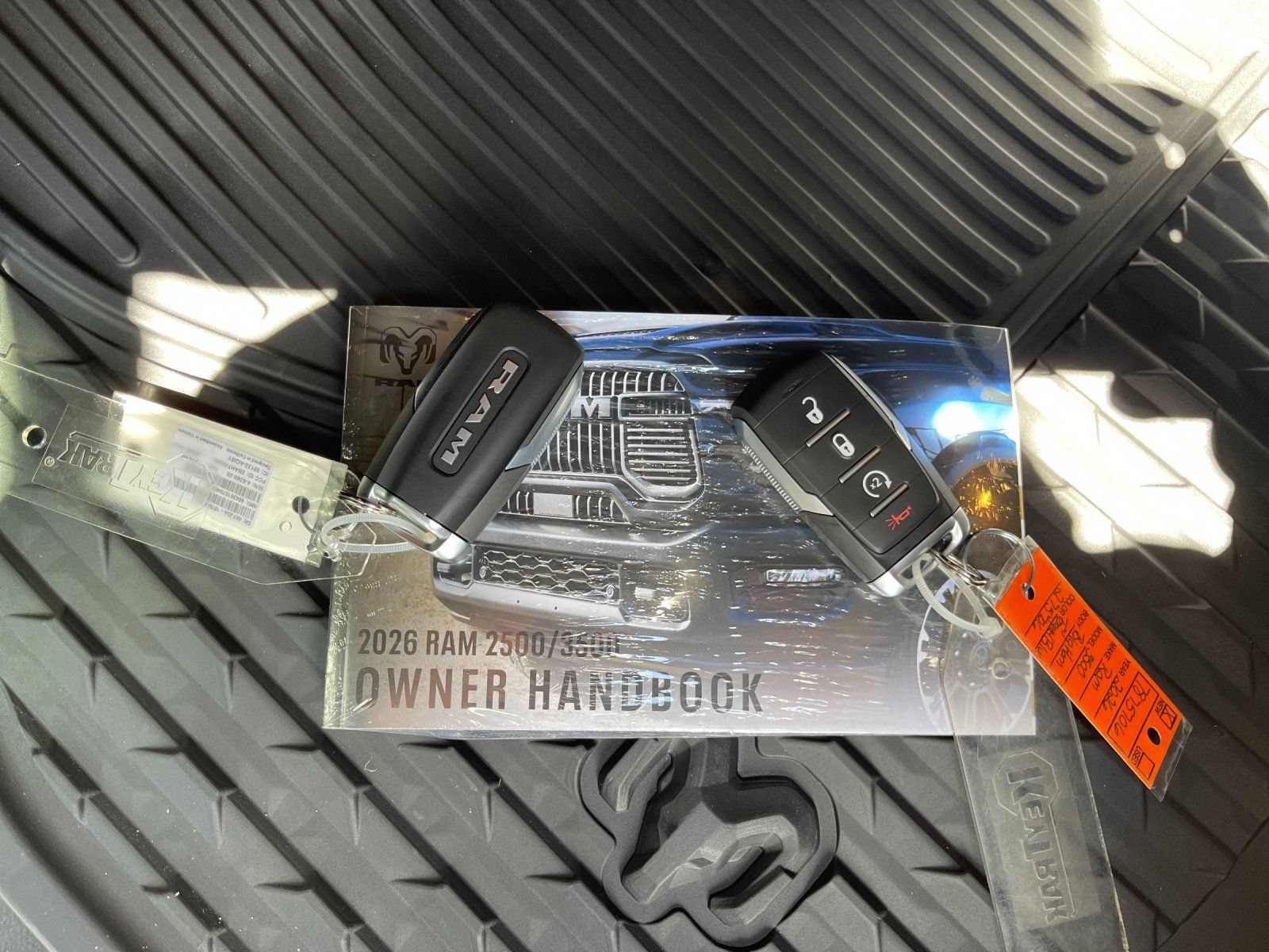New 2026 RAM 3500 Big Horn AWD/4WD image 9