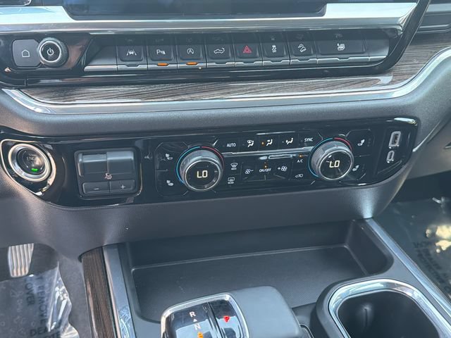Used 2024 Chevrolet Silverado 1500 LT Trail Boss w/ Convenience Package II AWD/4WD image 32