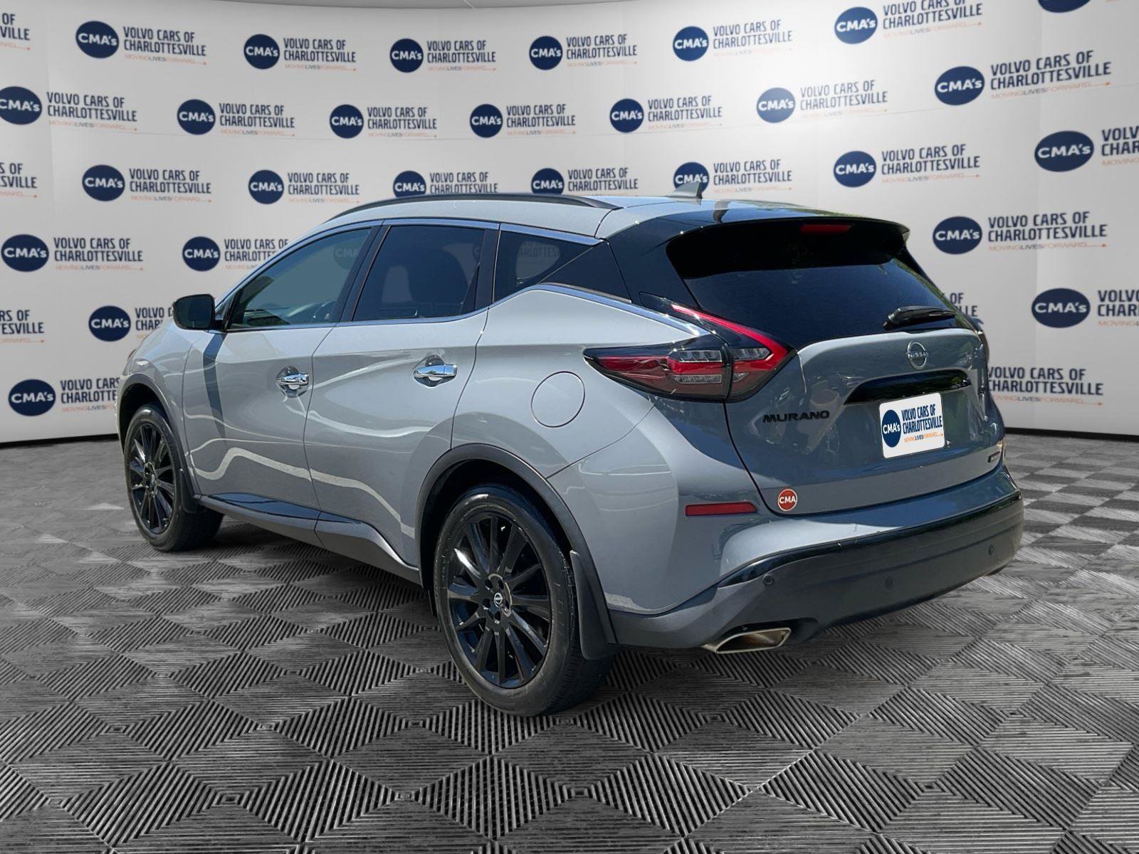 Used 2023 Nissan Murano SV w/ SV Midnight Edition Package FWD image 3