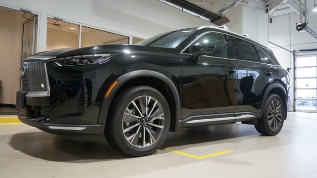 New 2026 INFINITI QX60 Luxe w/ Cargo Package image 3