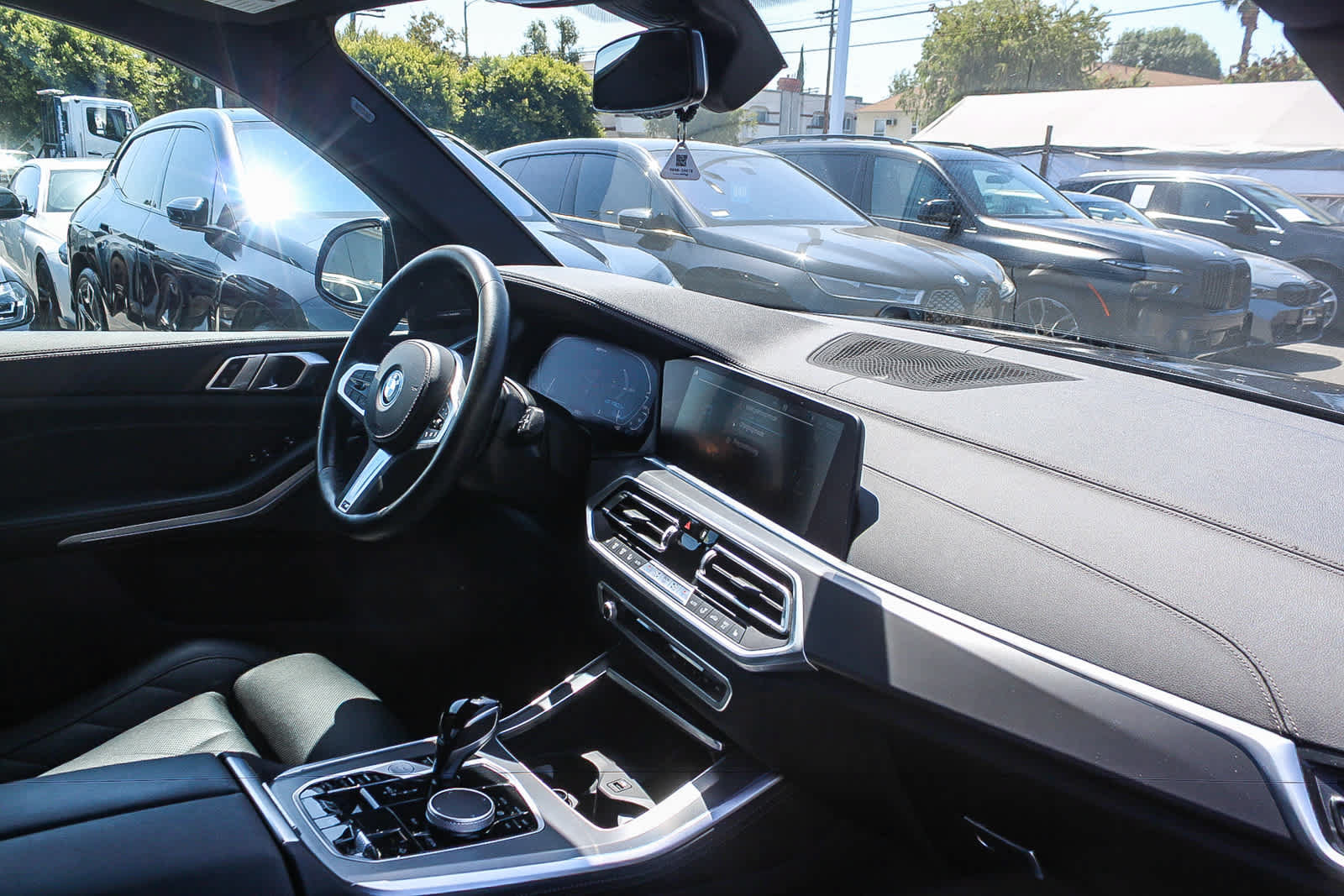 Certified 2023 BMW X5 xDrive45e w/ M Sport Package AWD/4WD image 15