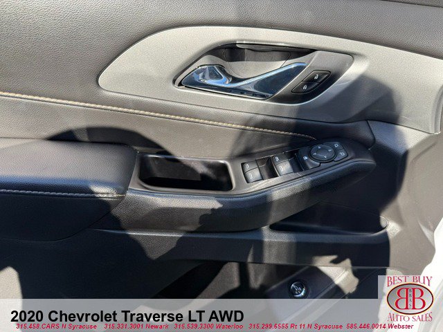 Used 2020 Chevrolet Traverse LT w/ Driver Confidence II Package AWD/4WD image 16