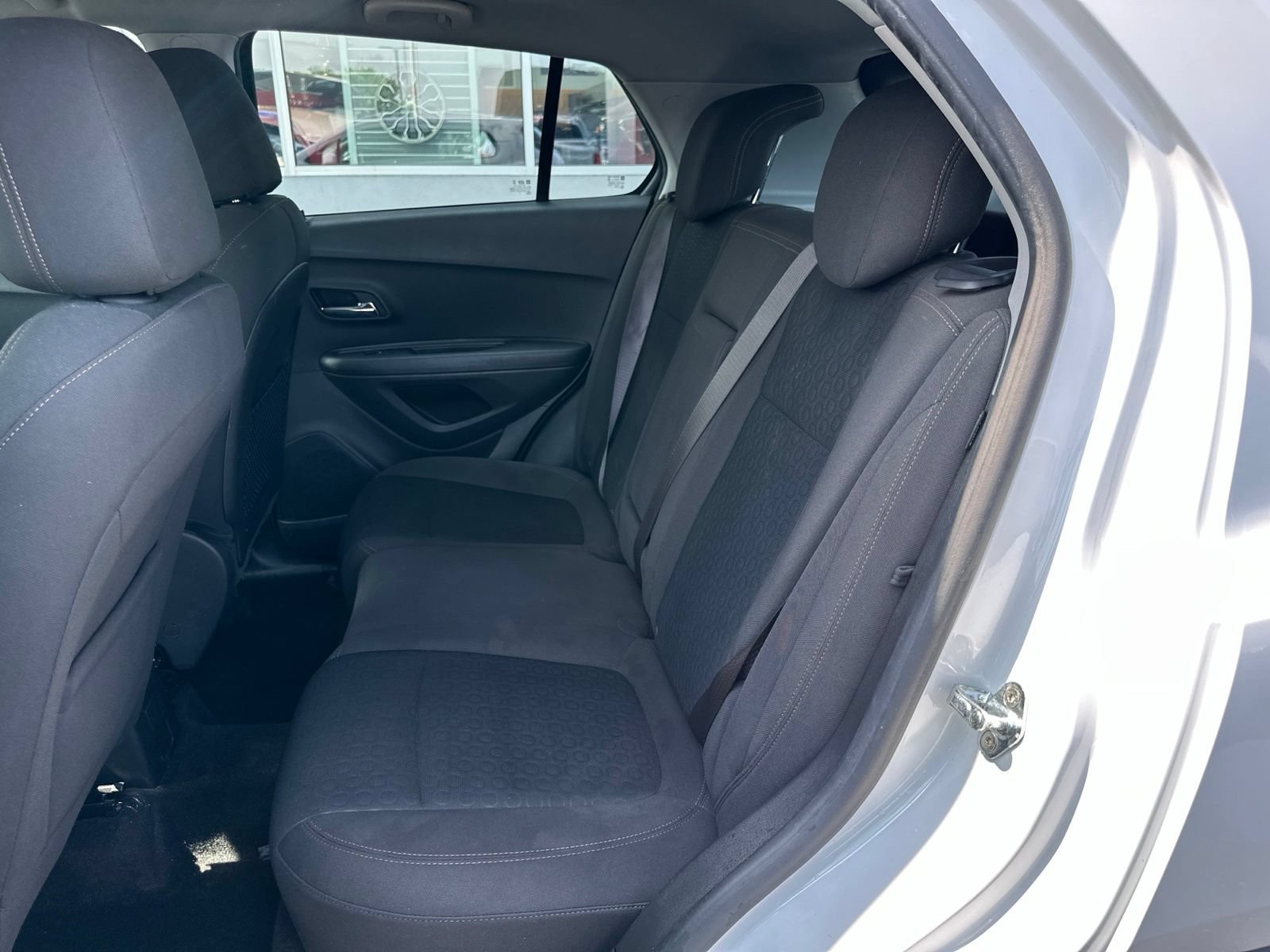 Used 2018 Chevrolet Trax LS AWD/4WD image 13