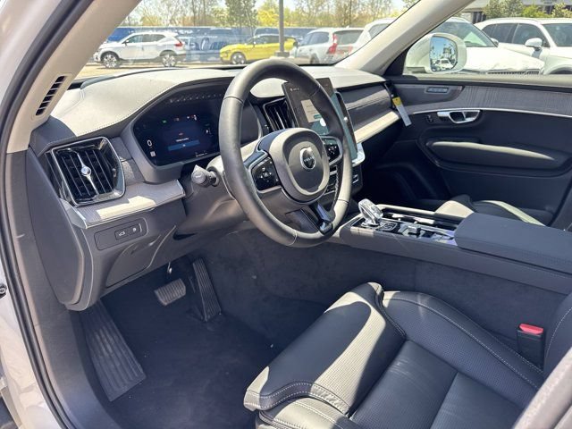 Certified 2025 Volvo XC90 T8 Ultra w/ Protection Package Premier AWD/4WD image 12
