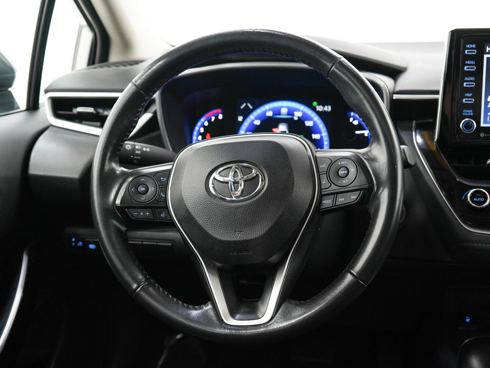 Used 2022 Toyota Corolla XLE FWD image 15