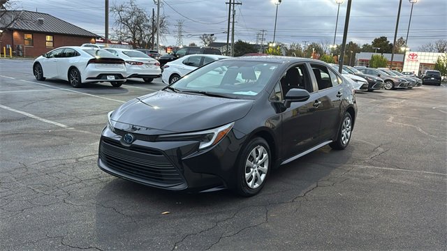 Used 2024 Toyota Corolla LE image 38