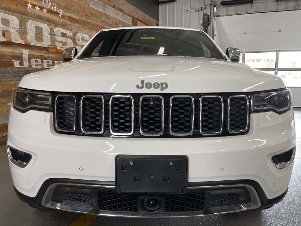 Used 2022 Jeep Grand Cherokee Limited w/ Trailer Tow Group IV image 14