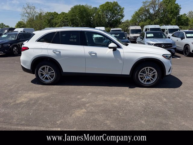 Used 2026 Mercedes-Benz GLC 300 4MATIC image 9