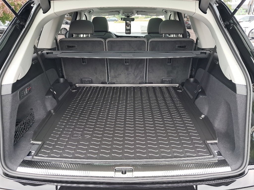 New 2025 Audi Q7 3.0T Premium Plus image 9
