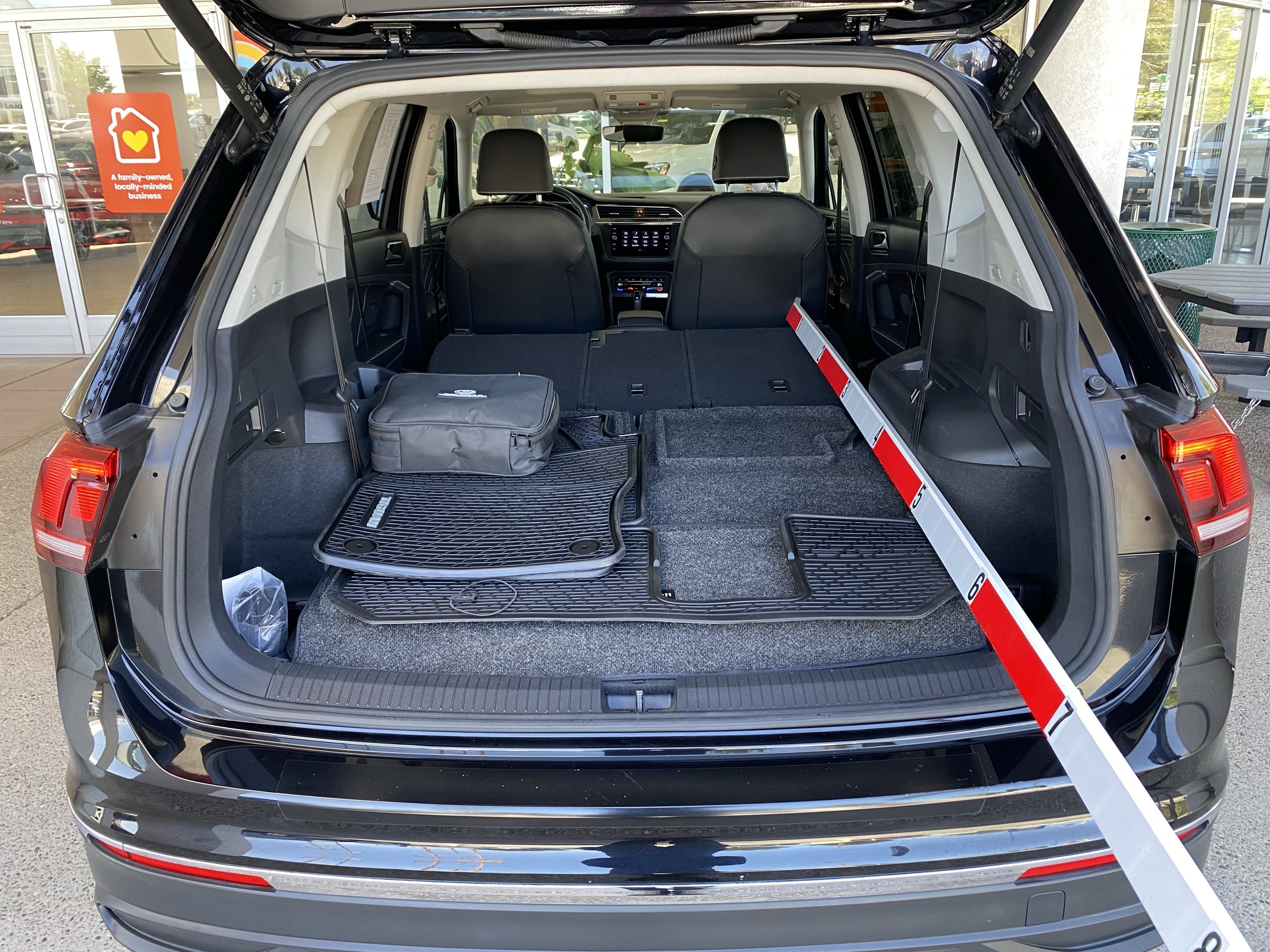 Certified 2022 Volkswagen Tiguan SE w/ Panoramic Sunroof Package FWD image 20