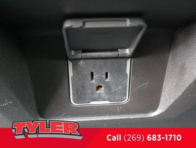 Used 2021 Chevrolet Suburban Z71 AWD/4WD image 51