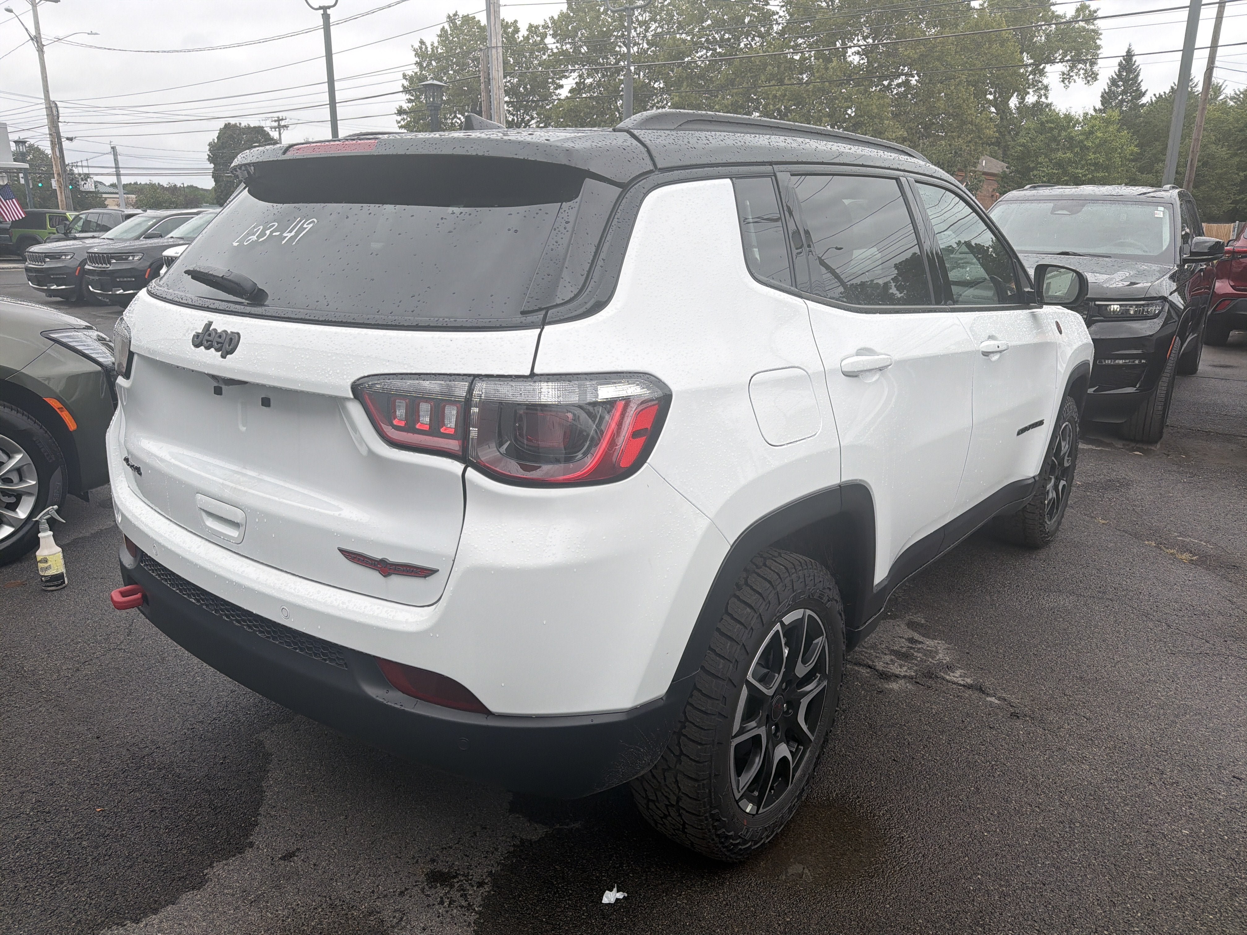 New 2026 Jeep Compass Trailhawk w/ Sun, Sound & Navigation Group AWD/4WD image 6