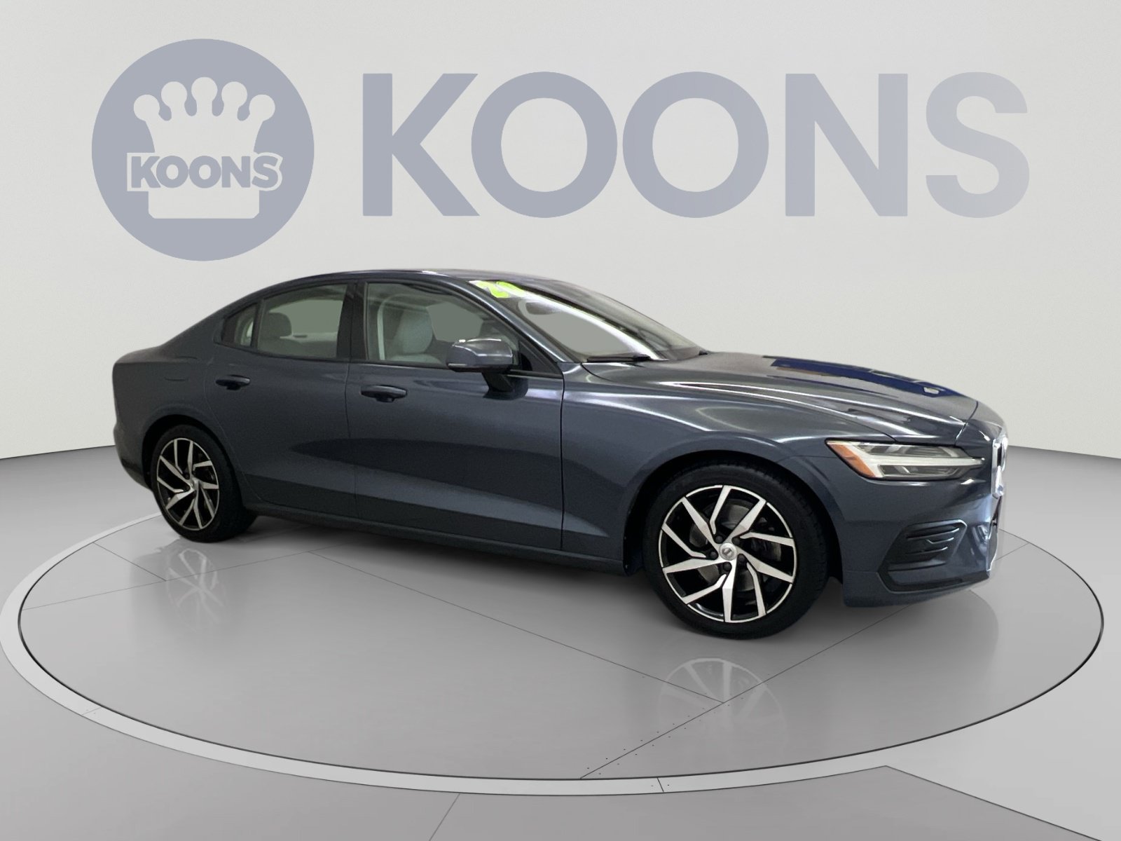 Used 2020 Volvo S60 T5 Momentum FWD image 10
