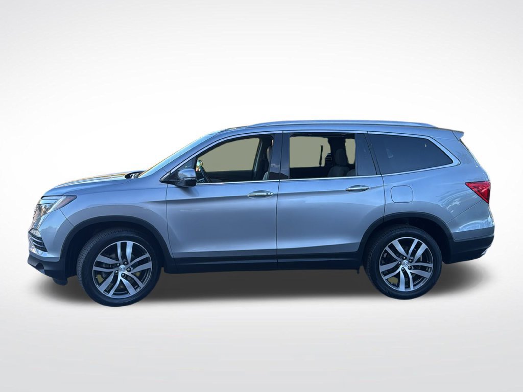 Used 2017 Honda Pilot Elite image 4