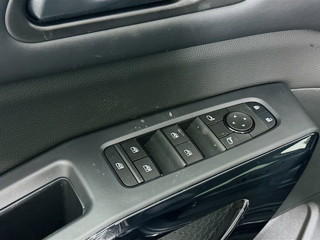 New 2026 Nissan Pathfinder SV AWD/4WD image 6