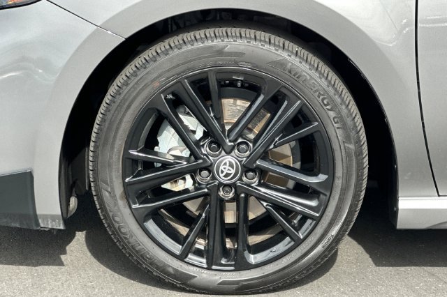 Certified 2025 Toyota Camry SE FWD image 30