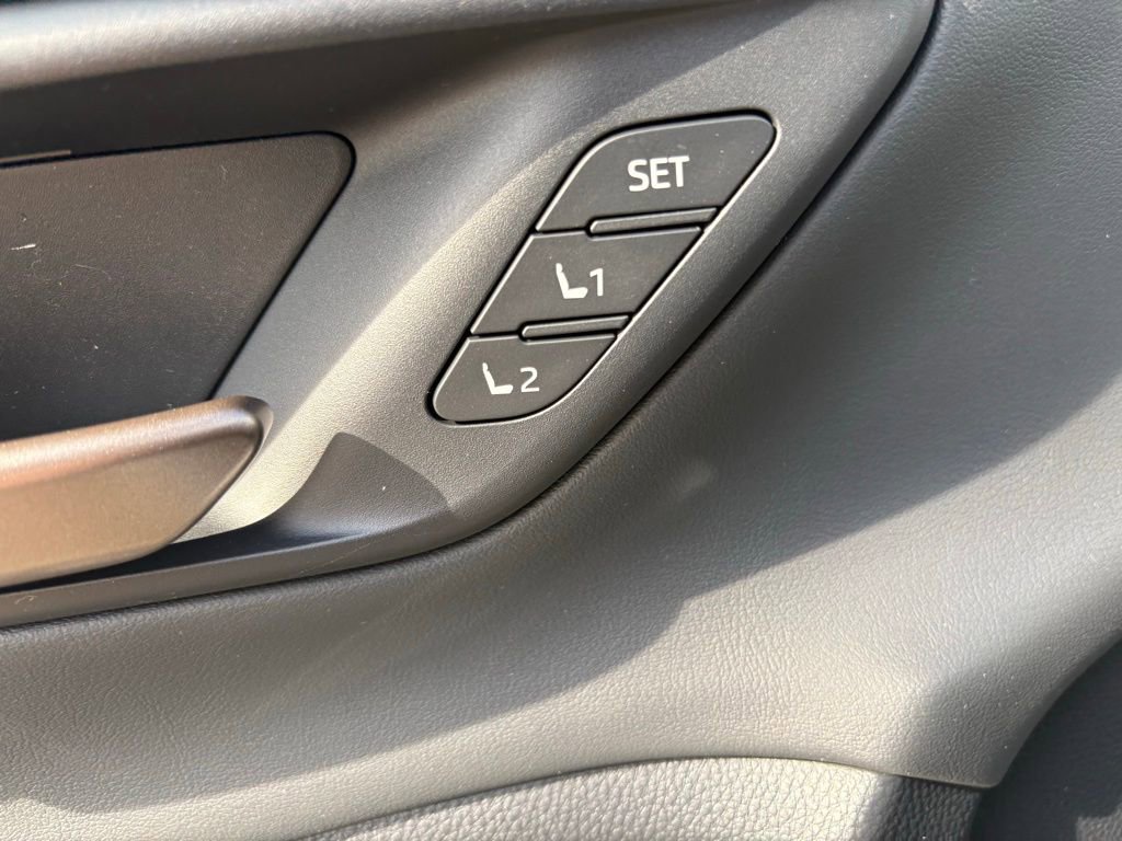 New 2026 Toyota Crown Signia image 42