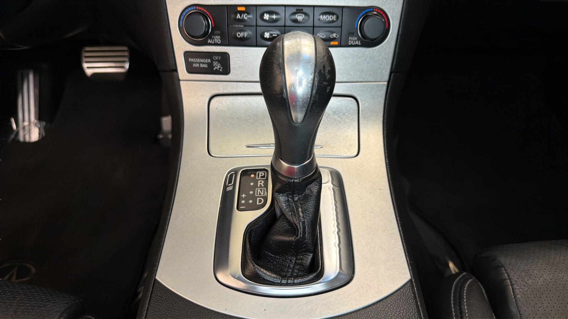 Used 2008 INFINITI G37 Journey w/ Premium Pkg image 23