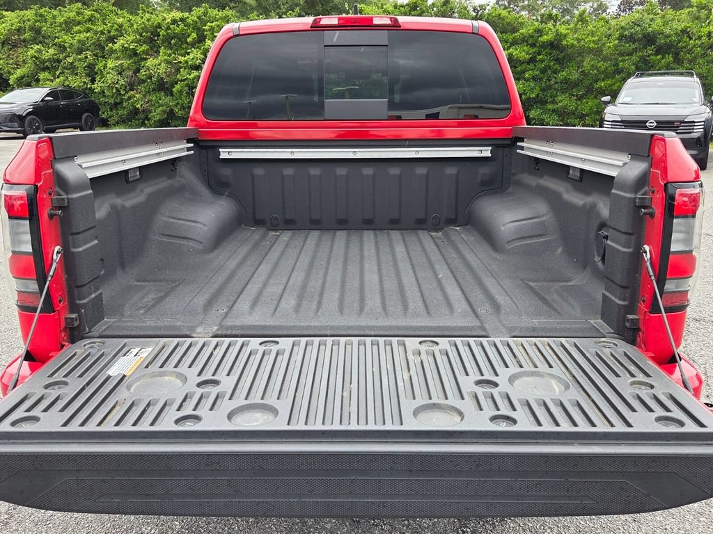 Certified 2025 Nissan Frontier SL AWD/4WD image 9