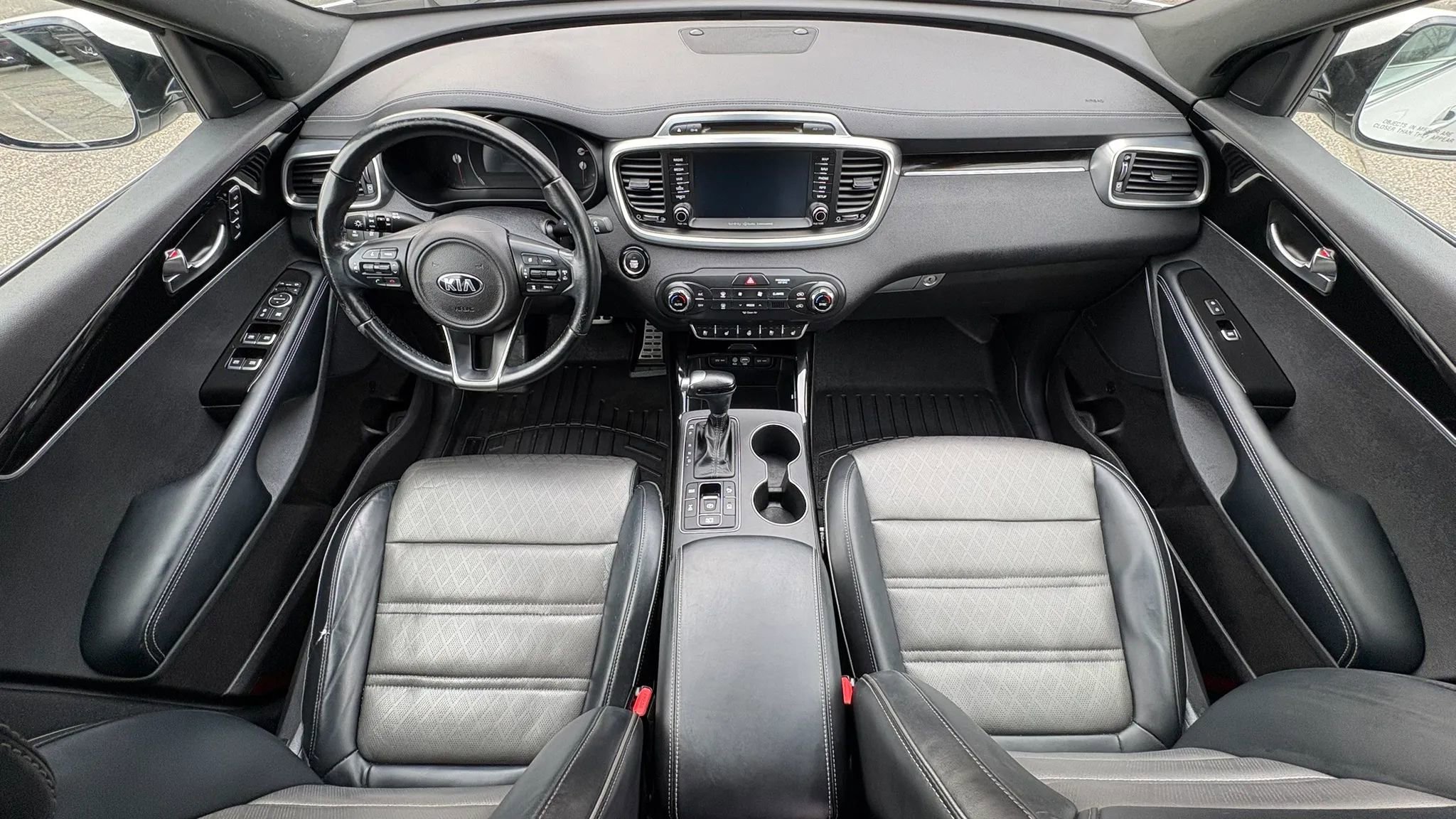 Used 2016 Kia Sorento SX w/ SXL Technology Package image 23