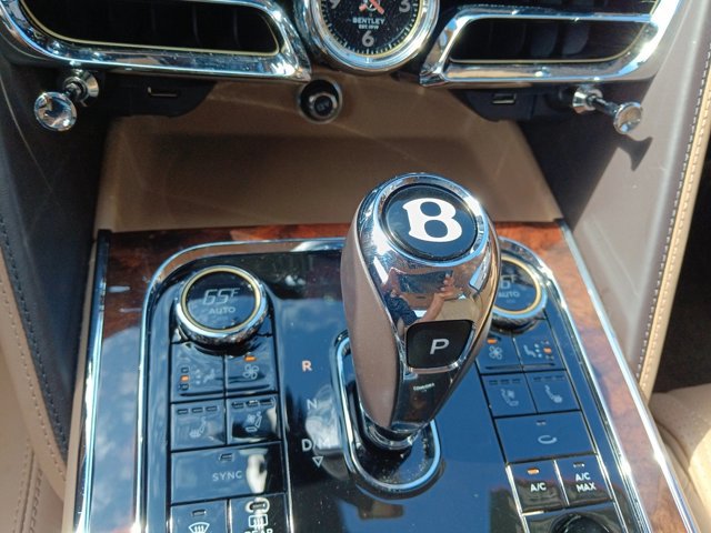 Used 2020 Bentley Flying Spur W12 AWD/4WD image 10