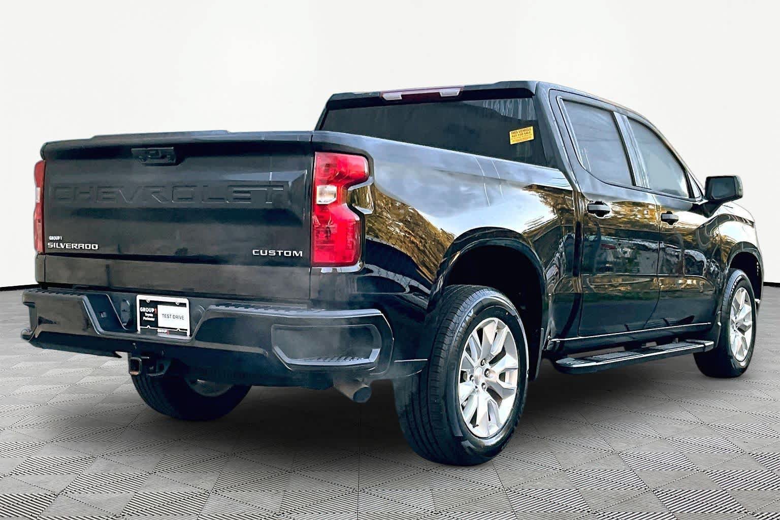Used 2023 Chevrolet Silverado 1500 Custom RWD image 13
