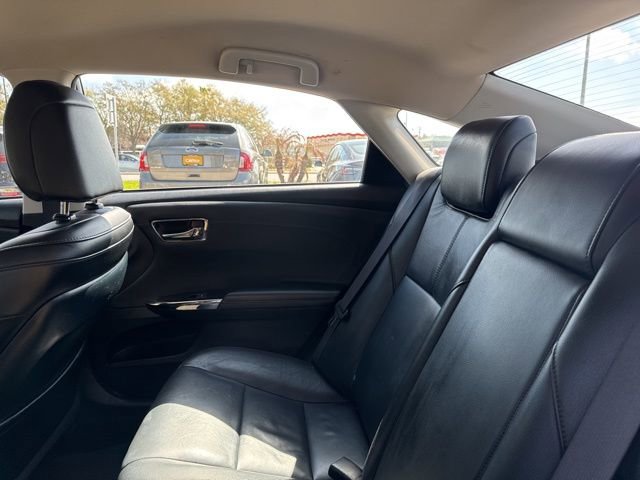 Used 2018 Toyota Avalon XLE image 18