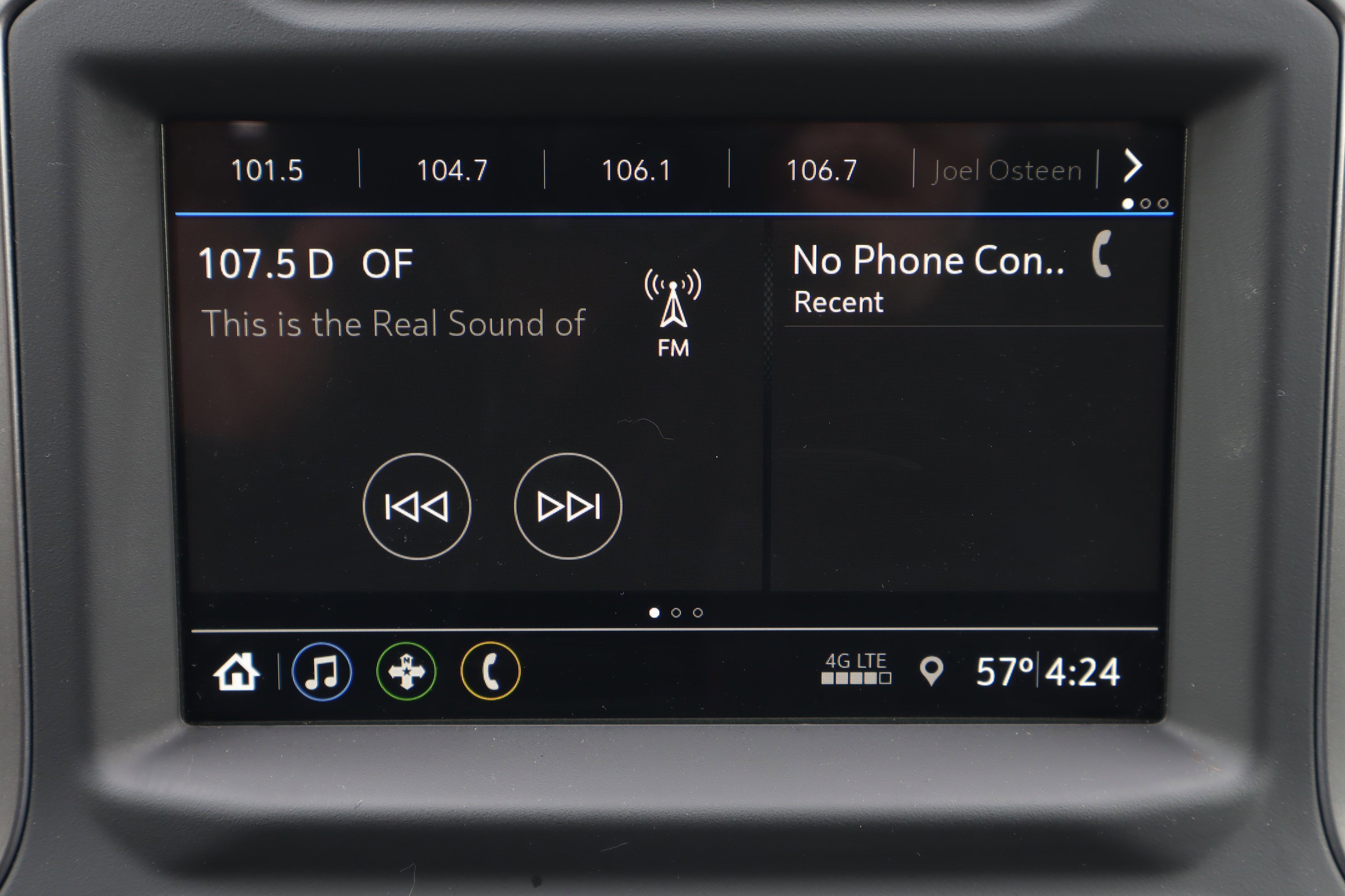 Used 2019 Chevrolet Silverado 1500 Custom w/ Custom Value Package image 13