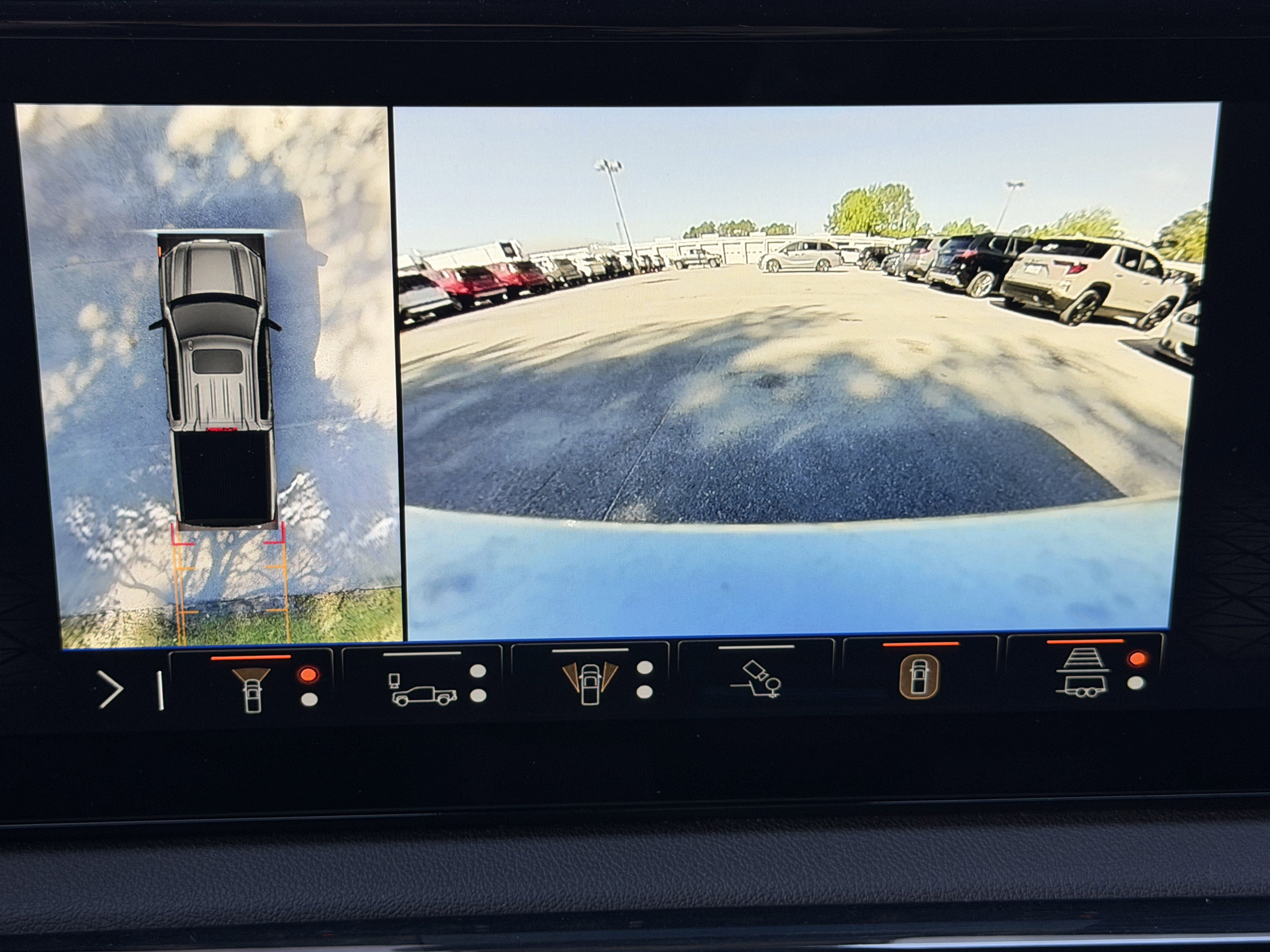 Used 2024 GMC Sierra 1500 AT4 w/ Technology Package AWD/4WD image 25
