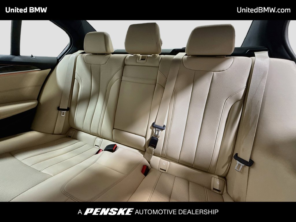 Used 2023 BMW 530i w/ Premium Package RWD image 20