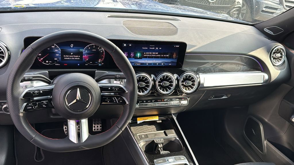 Certified 2024 Mercedes-Benz GLB 250 image 21