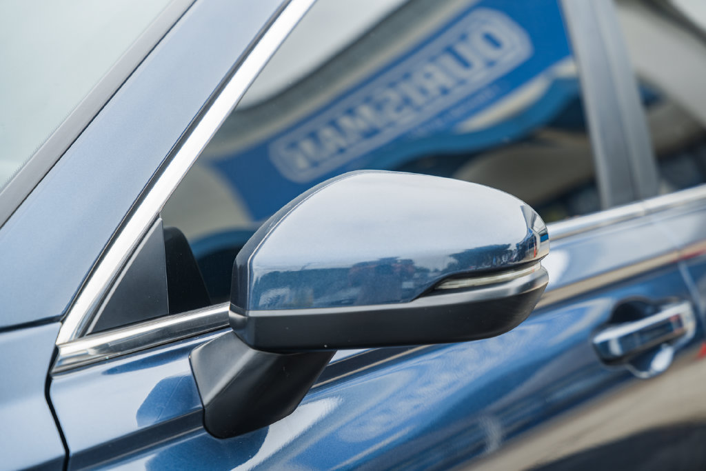 Used 2025 Honda CR-V EX-L image 14
