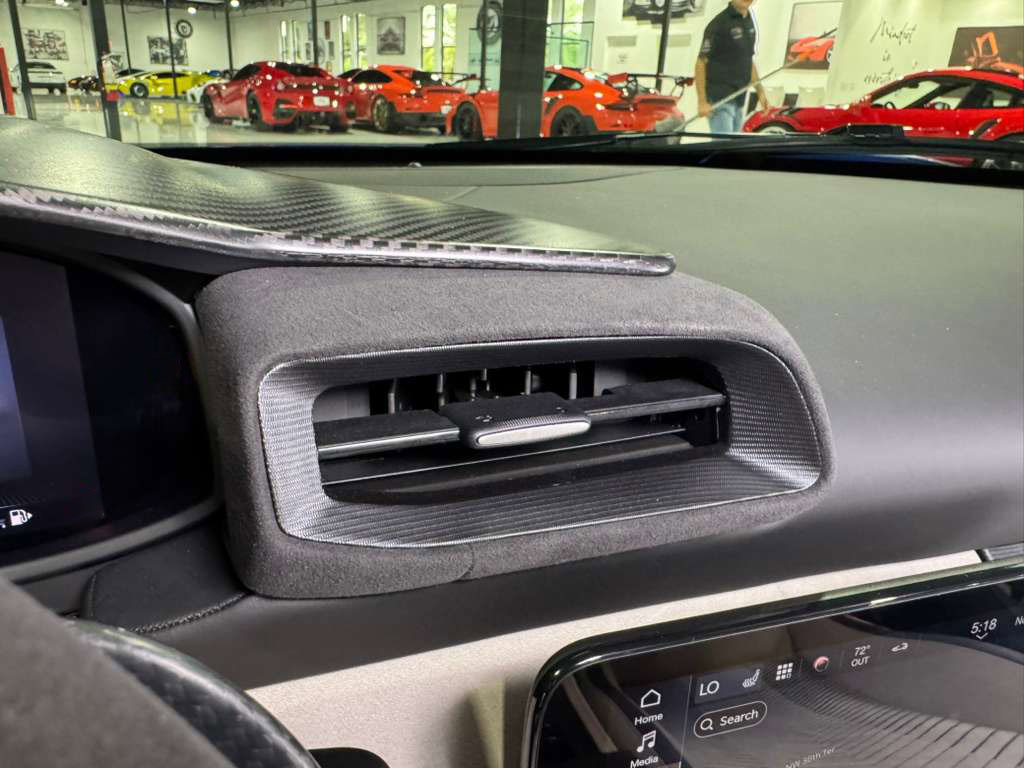 Used 2023 Maserati MC20 Spyder image 33