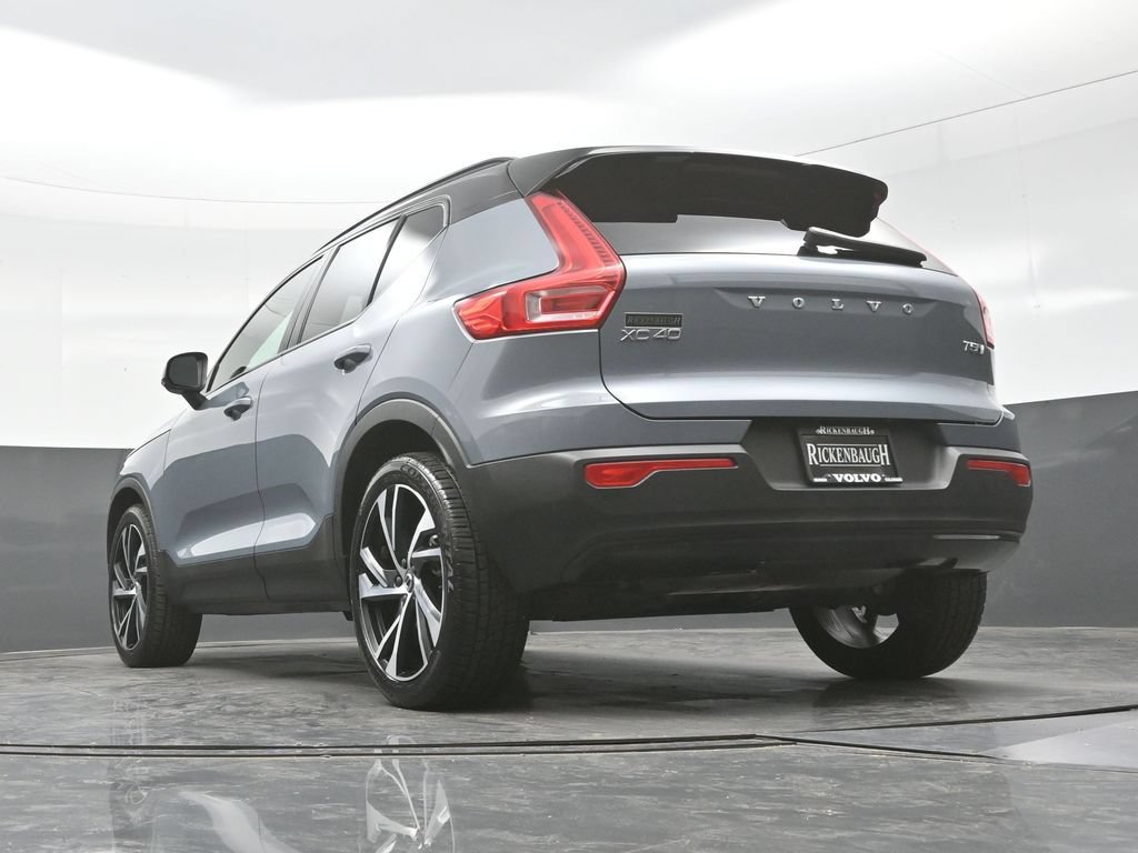 Used 2021 Volvo XC40 T5 R-Design w/ Protection Package Premier AWD/4WD image 22