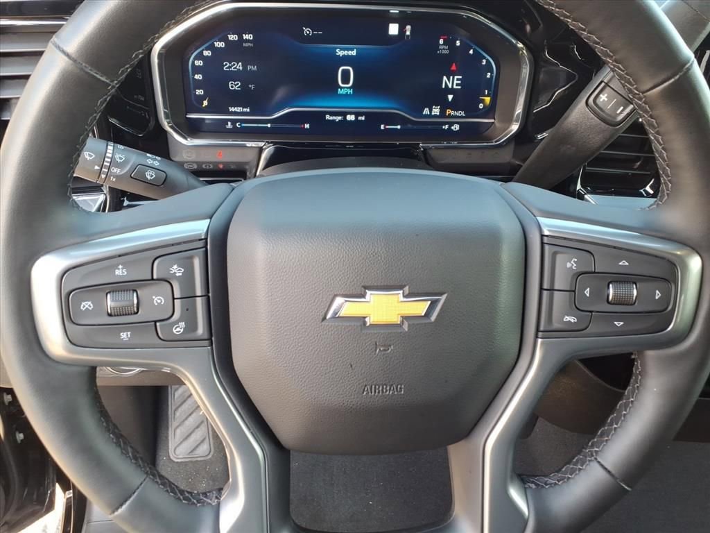 Used 2023 Chevrolet Silverado 1500 LT image 30